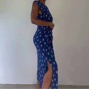 Chic Asymmetrical Blue Floral Dress